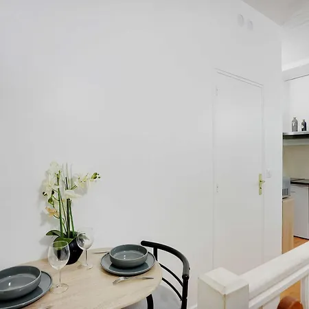 Apartment Souplex L 20 Minutes By Metro From Opera Garnier *
