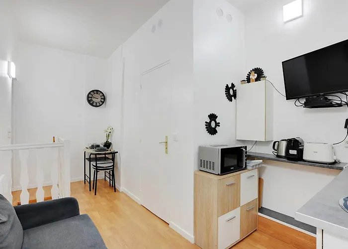 Apartment Souplex L 20 Minutes By Metro From Opera Garnier