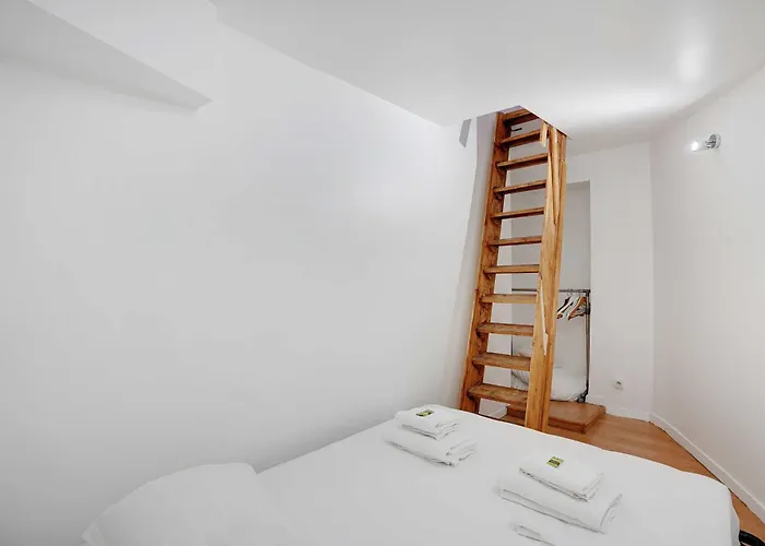 Souplex L 20 Minutes By Metro From Opera Garnier Apartment *